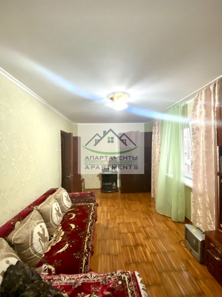 Продажа 2-комнатной квартиры, Пятигорск, 40 лет Октября пр-кт,  33