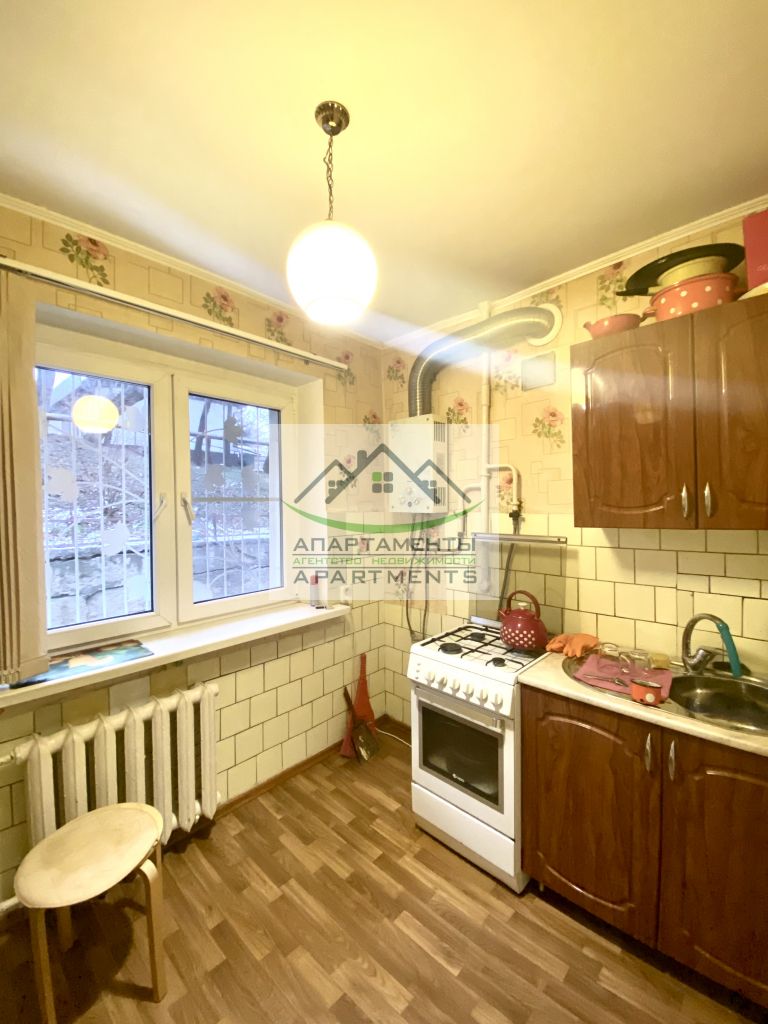 Продажа 2-комнатной квартиры, Пятигорск, 40 лет Октября пр-кт,  33