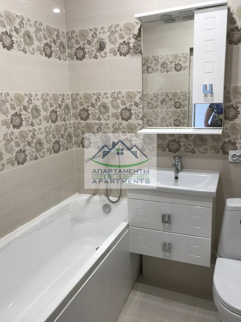 Продажа 1-комнатной квартиры, Пятигорск, Оранжерейная ул,  17к1