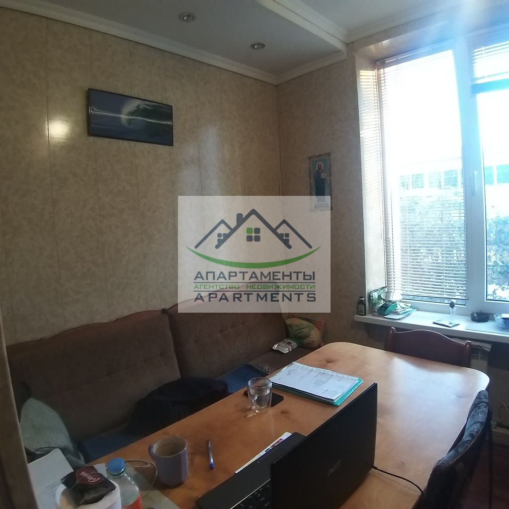 Продажа 3-комнатной квартиры, Пятигорск, Матвеева ул,  2