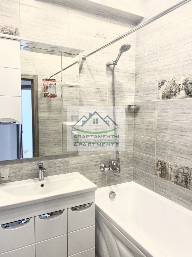 Продажа 1-комнатной квартиры, Пятигорск, Адмиральского ул,  1А