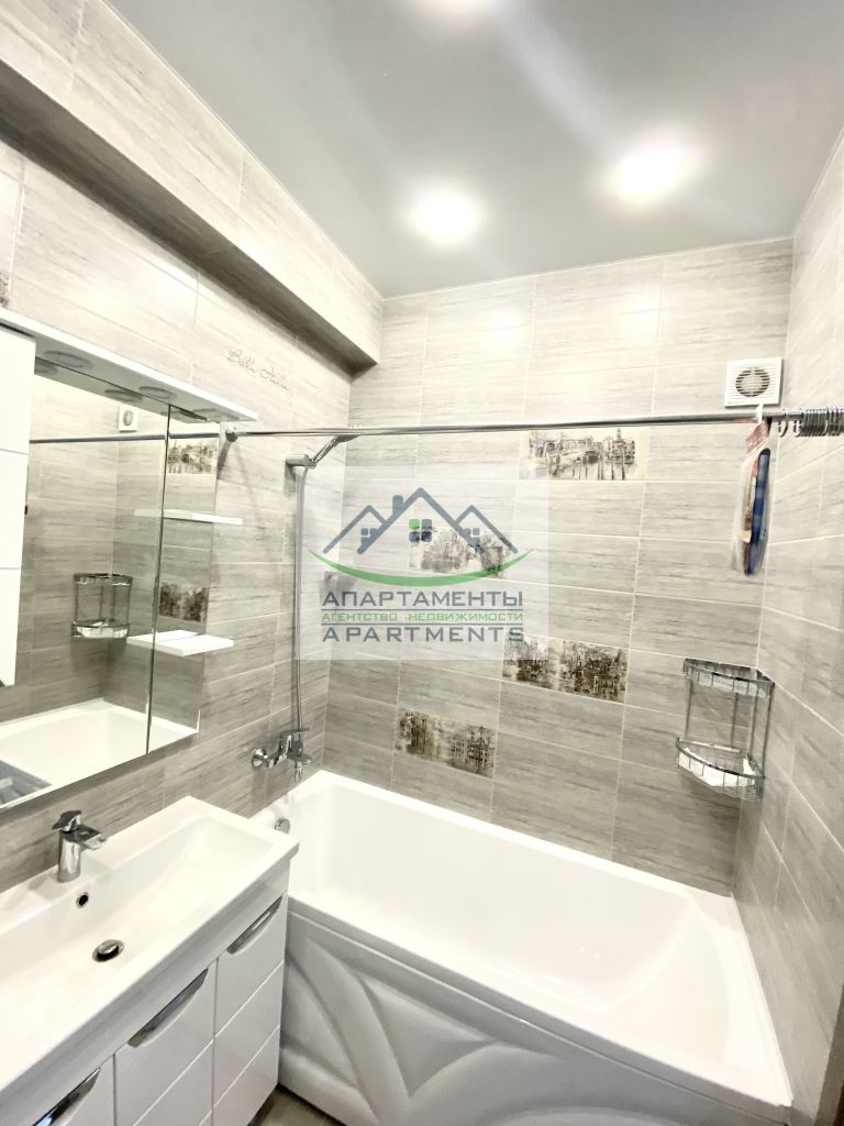 Продажа 1-комнатной квартиры, Пятигорск, Адмиральского ул,  1А