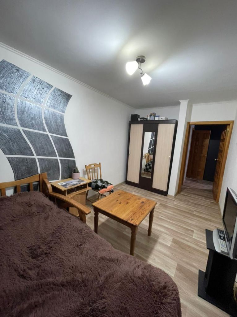 Продажа 2-комнатной квартиры, Пятигорск, Калинина пр-кт,  162