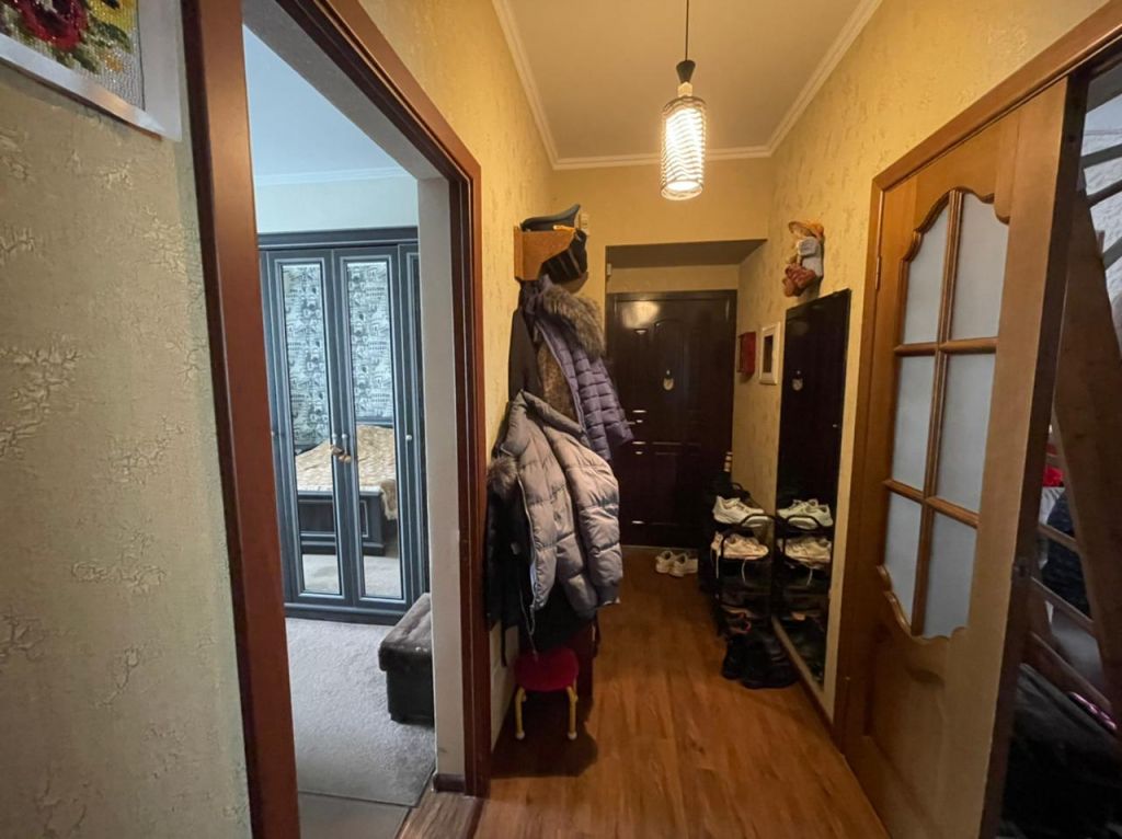 Продажа 3-комнатной квартиры, Лермонтов, Патриса Лумумбы ул,  8