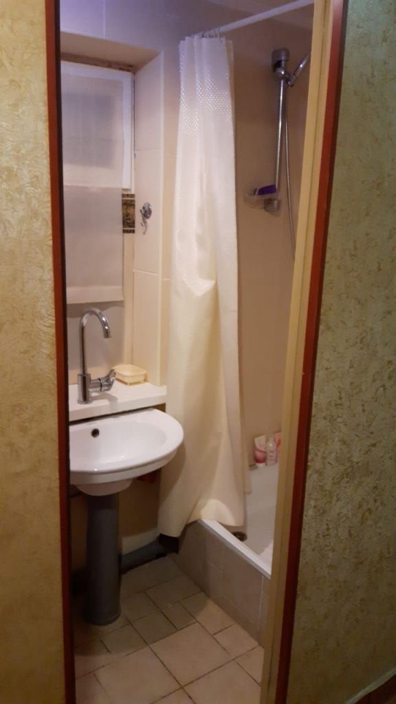 Продажа 2-комнатной квартиры, Ставрополь, Короленко ул,  4