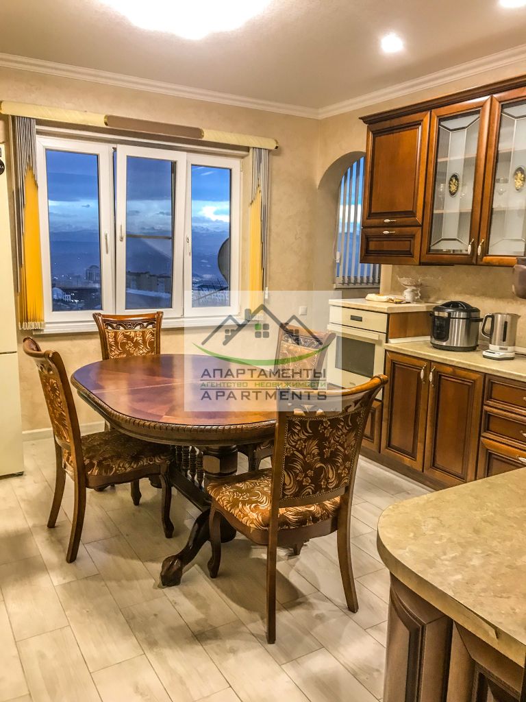 Продажа 2-комнатной квартиры, Пятигорск, Калинина пр-кт,  5а