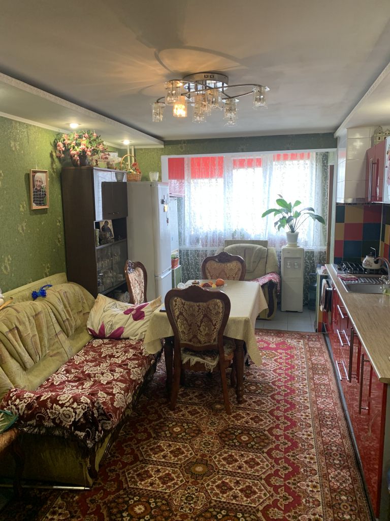 Продажа 3-комнатной квартиры, Пятигорск, Калинина пр-кт,  2к3