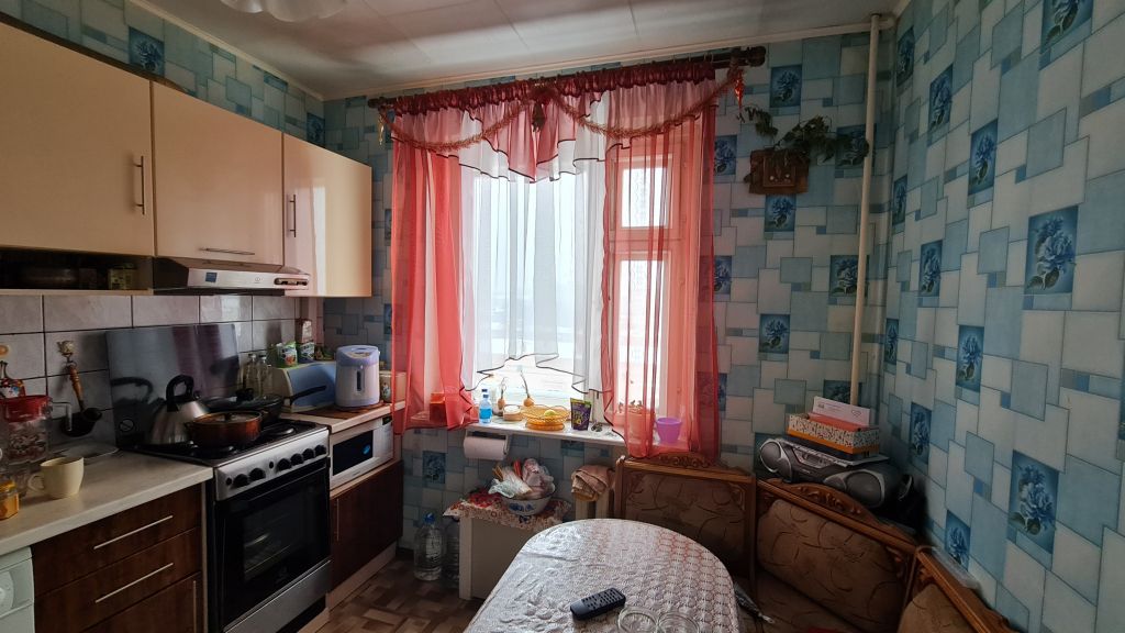 Продажа 2-комнатной квартиры, Кострома, Ново-Полянская ул,  8