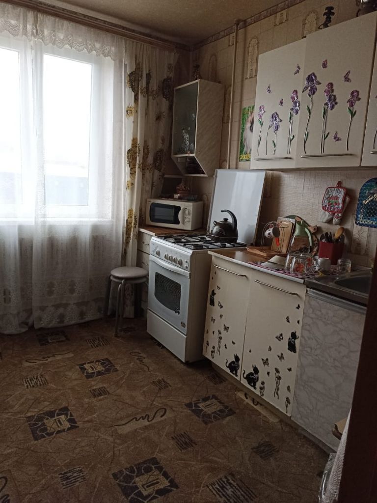 Продажа 2-комнатной квартиры, Батайск, Северный массив мкр,  4