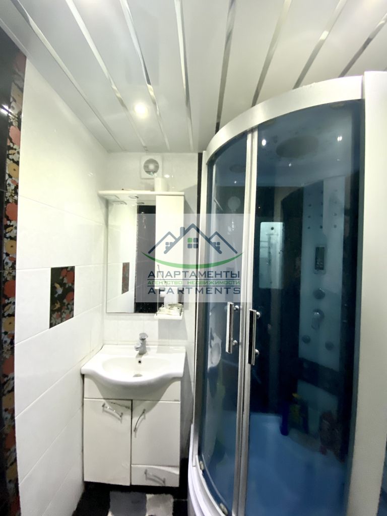 Продажа 4-комнатной квартиры, Пятигорск, Калинина ул,  160