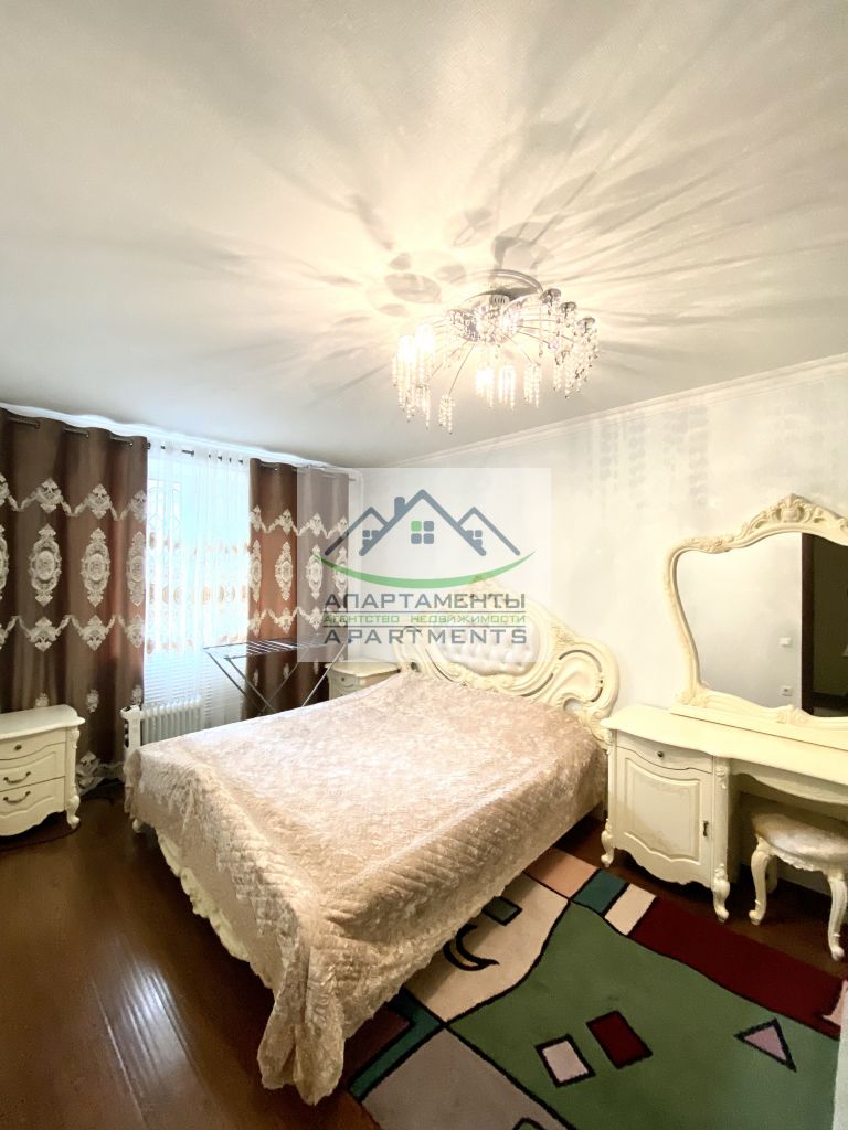 Продажа 4-комнатной квартиры, Пятигорск, Калинина ул,  160