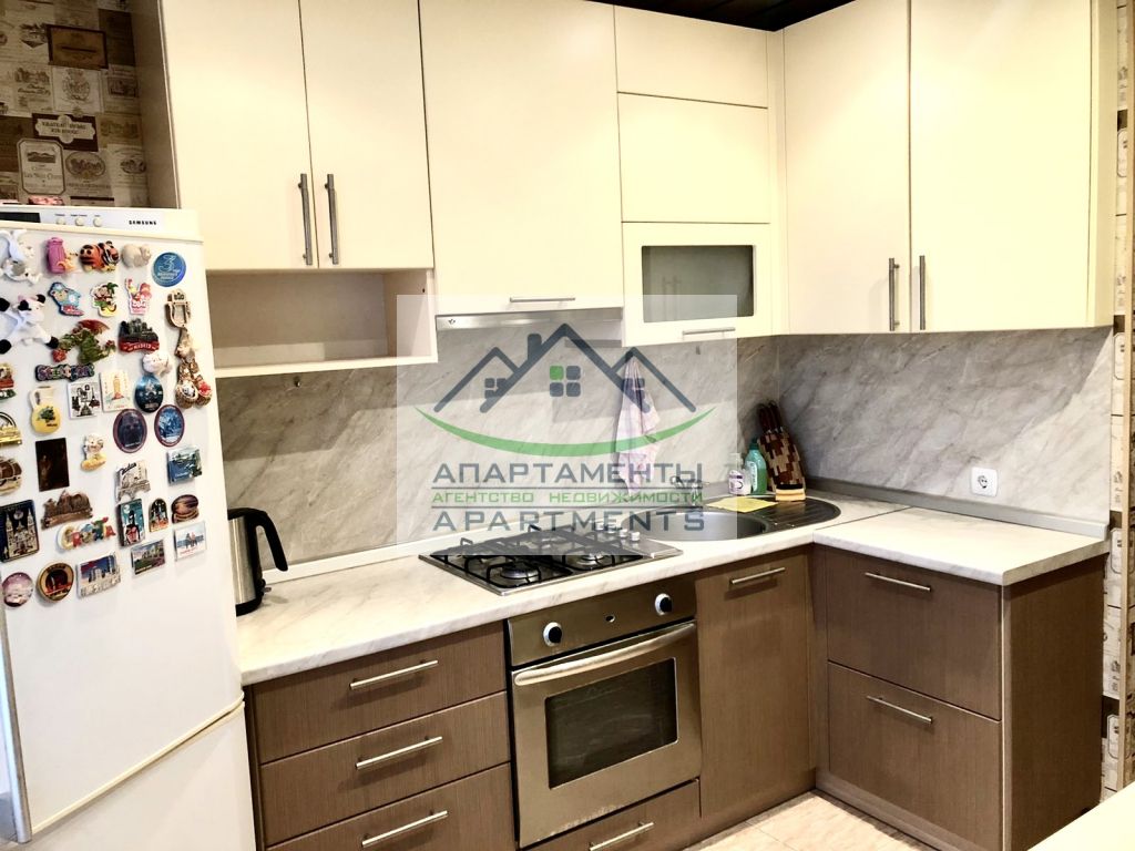 Продажа 2-комнатной квартиры, Пятигорск, Железнодорожная ул,  121