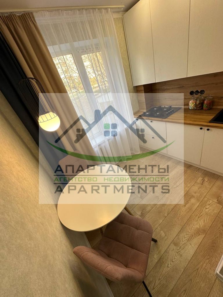 Продажа 2-комнатной квартиры, Пятигорск, Аллея Строителей ул,  8