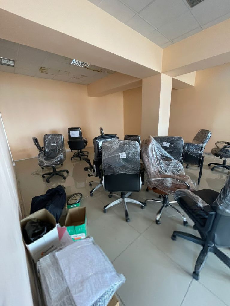 Продажа 8-комнатной квартиры, Пятигорск, Калинина пр-кт,  5а