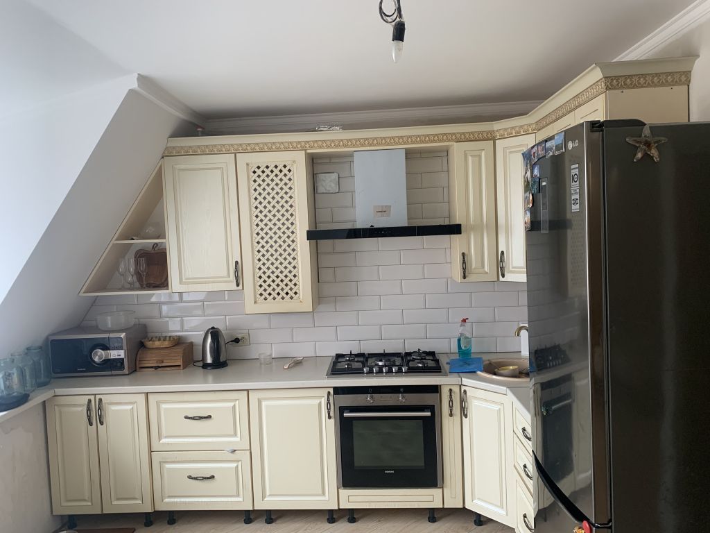 Продажа 4-комнатной квартиры, Пятигорск, Огородная ул,  37/7