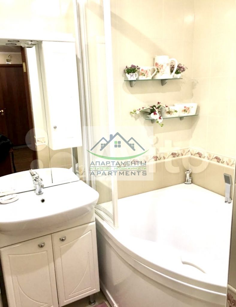 Продажа 3-комнатной квартиры, Пятигорск, Калинина пр-кт,  160