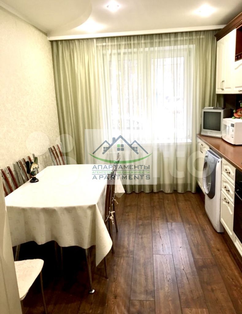 Продажа 3-комнатной квартиры, Пятигорск, Калинина пр-кт,  160