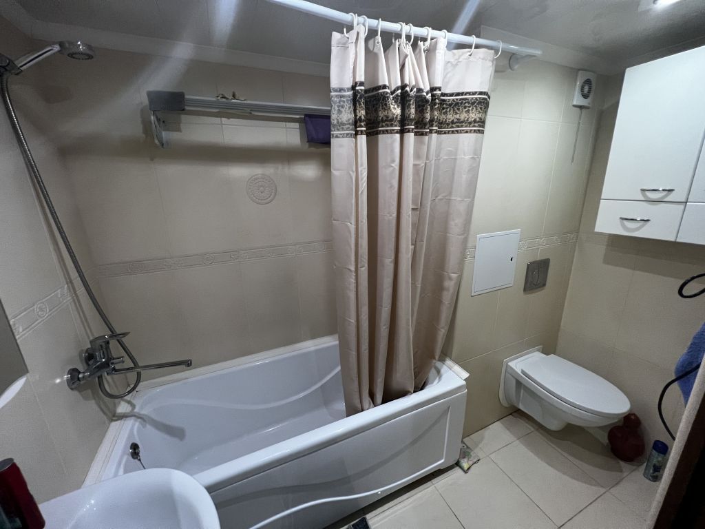 Продажа 3-комнатной квартиры, Пятигорск, Крайнего ул,  4