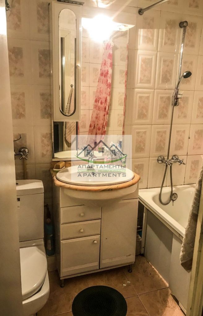 Продажа 3-комнатной квартиры, Пятигорск, Калинина пр-кт,  2к2