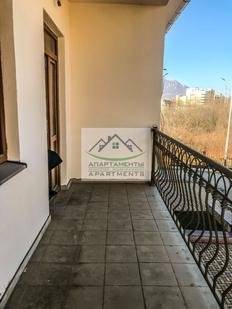 Продажа дома, 320м <sup>2</sup>, 3 сот., Пятигорск, Кучуры ул,  2