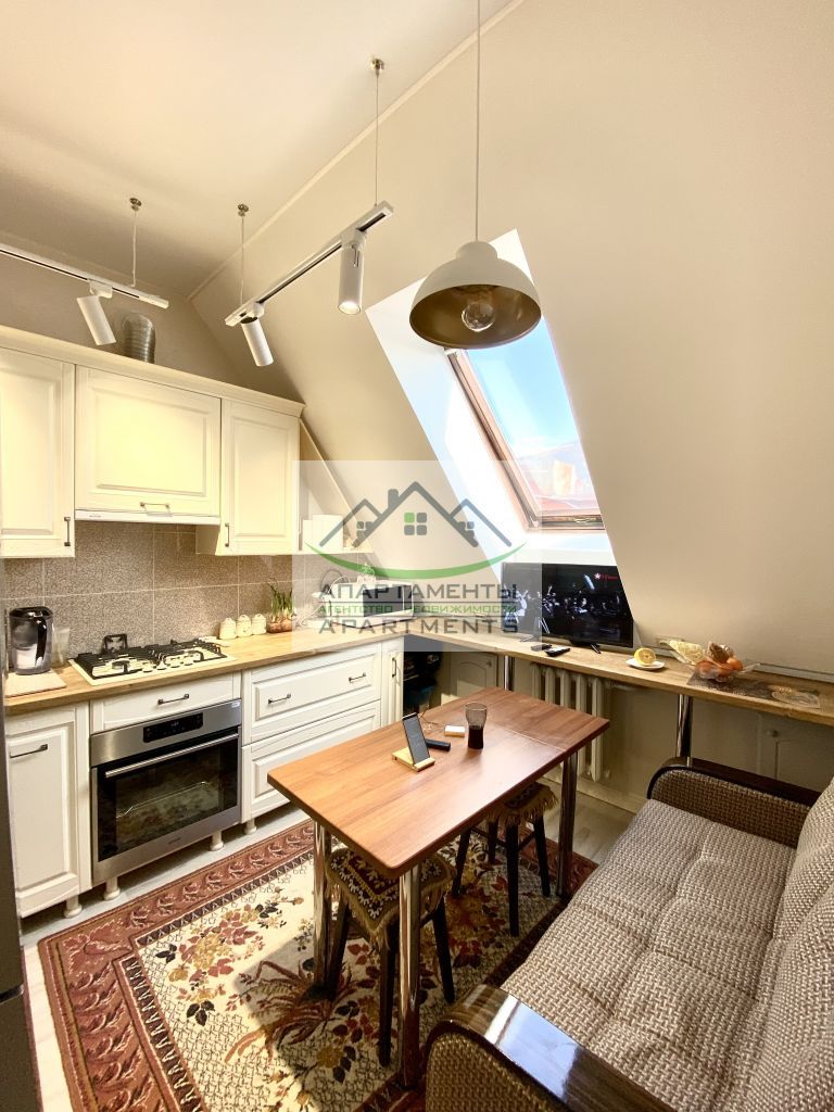 Продажа 2-комнатной квартиры, Пятигорск, Калинина пр-кт,  42В