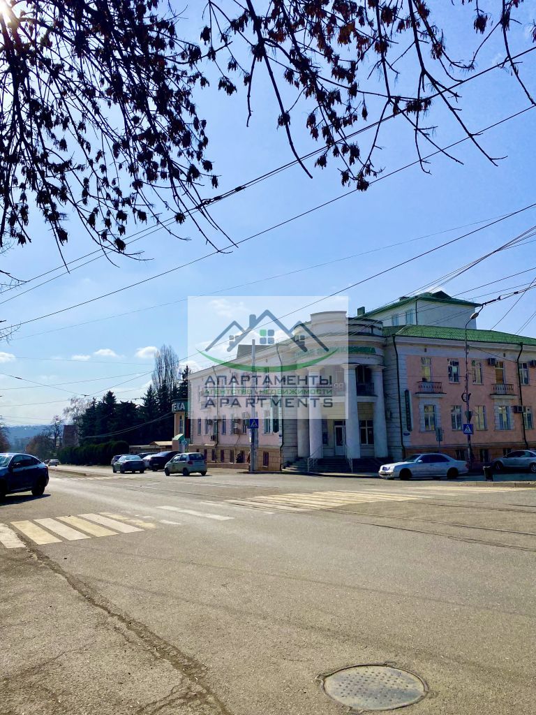 Продажа 2-комнатной квартиры, Пятигорск, Калинина пр-кт,  42В