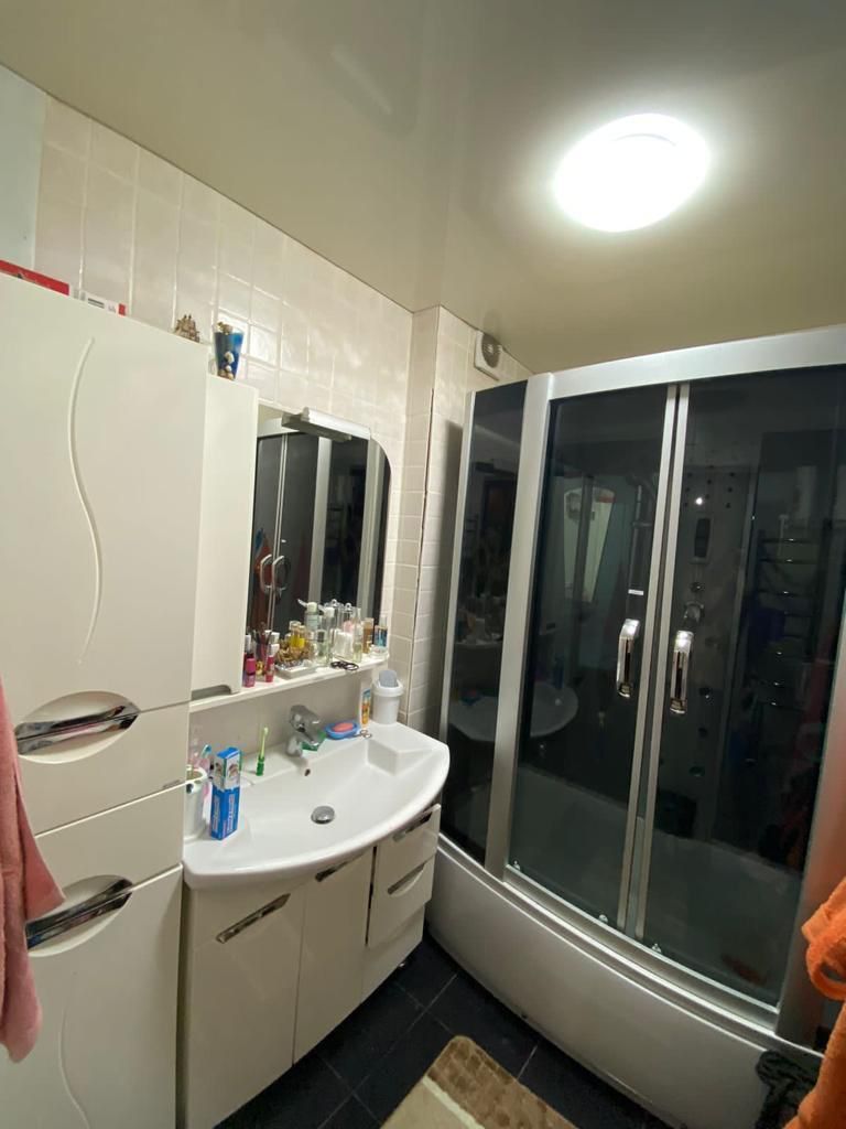 Продажа 2-комнатной квартиры, Горячеводский, Захарова ул,  12