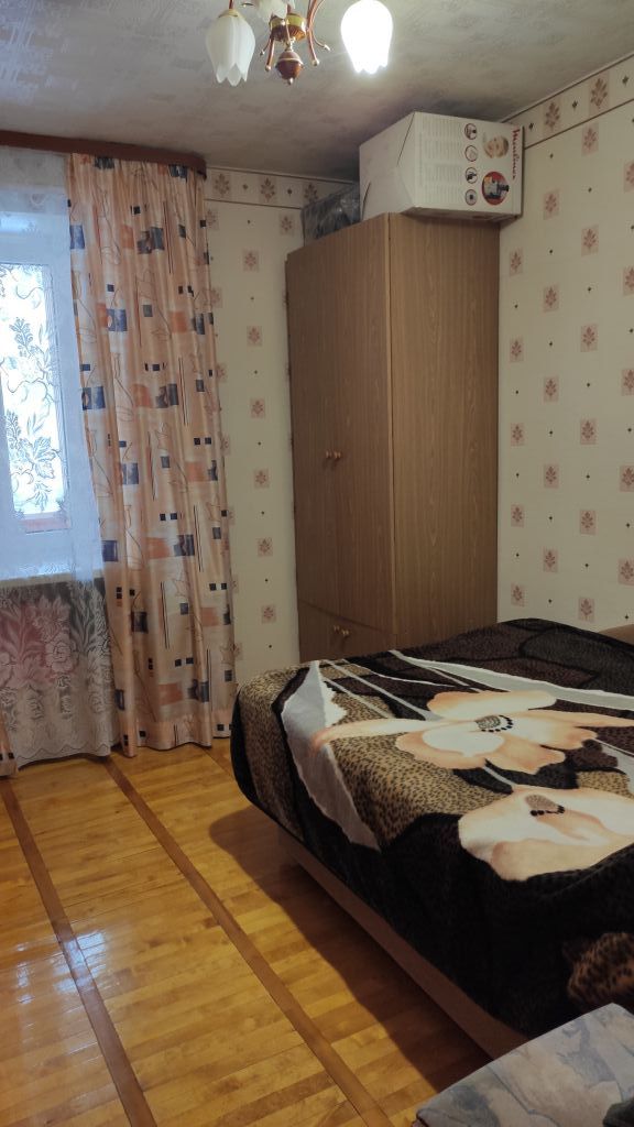 Продажа 4-комнатной квартиры, Смоленск, Твардовского ул,  20А