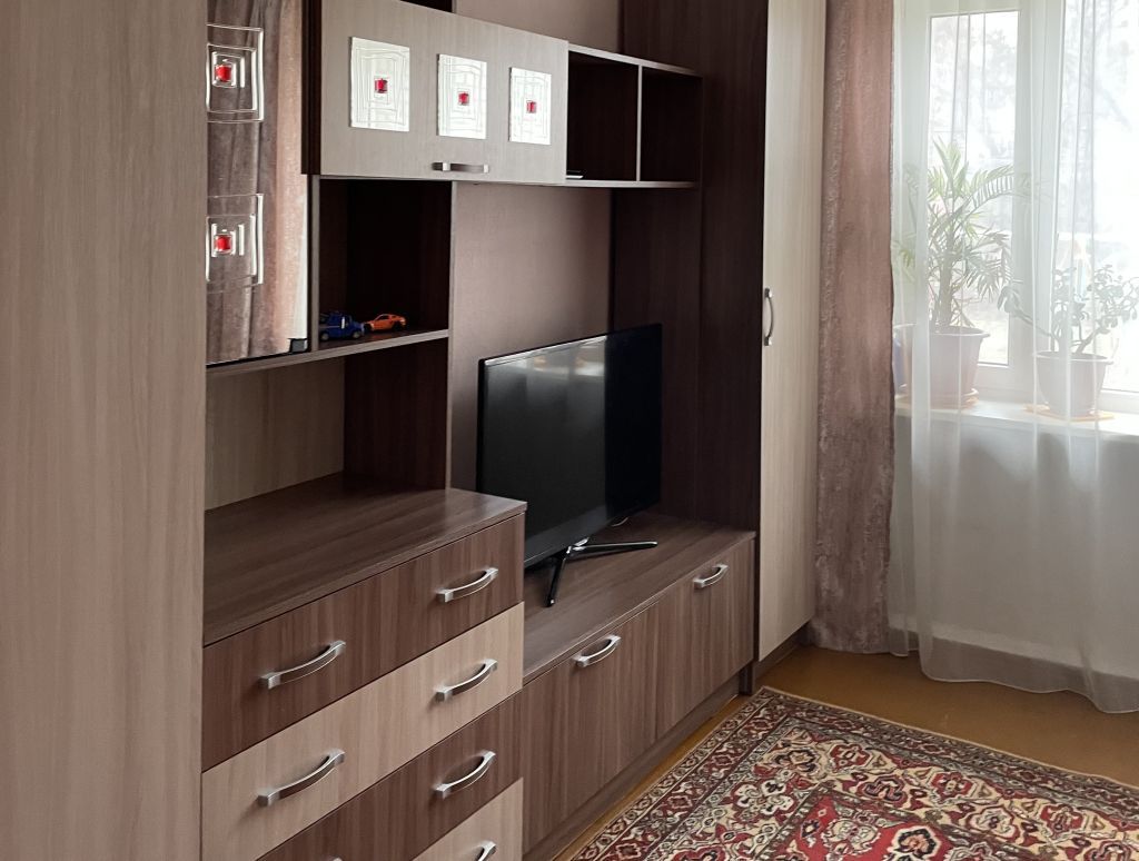 Продажа 2-комнатной квартиры, Батайск, Луначарского ул,  190