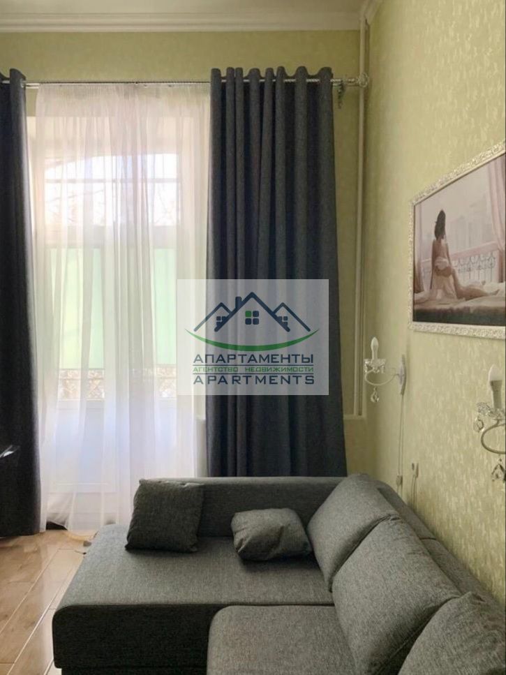 Продажа 2-комнатной квартиры, Пятигорск, Кирова пр-кт,  58