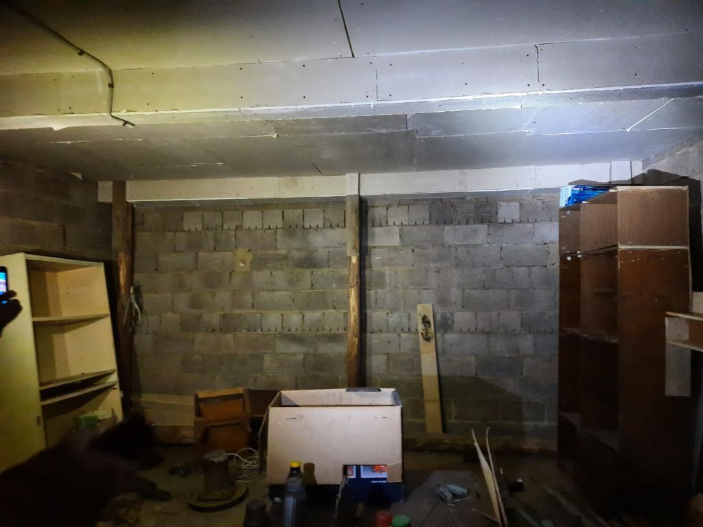 Продажа дома, 509м <sup>2</sup>, 6 сот., Каменка, Каменская