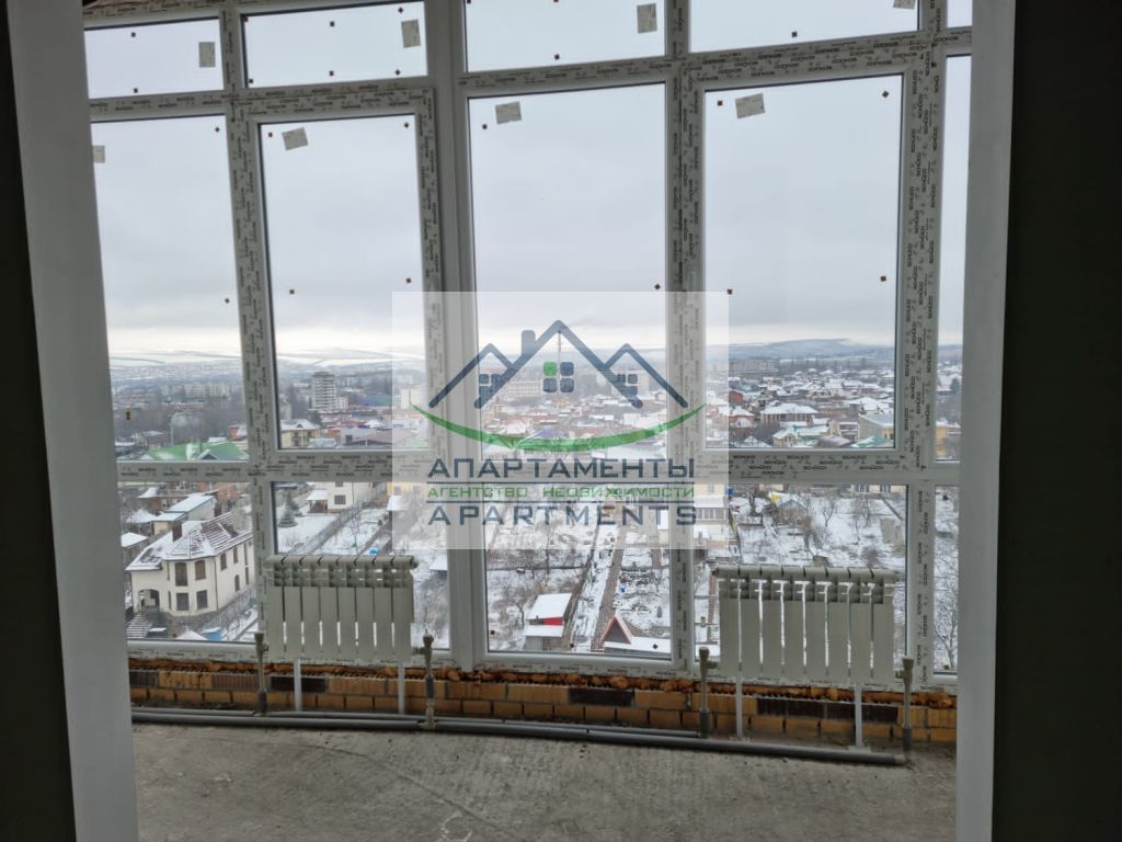 Продажа 5-комнатной квартиры, Пятигорск, Адмиральского ул,  1а