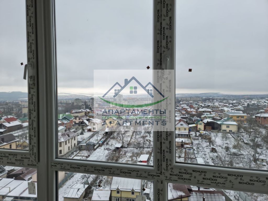 Продажа 5-комнатной квартиры, Пятигорск, Адмиральского ул,  1а