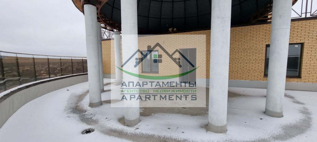 Продажа 5-комнатной квартиры, Пятигорск, Адмиральского ул,  1а