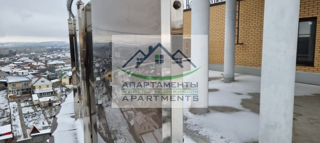 Продажа 5-комнатной квартиры, Пятигорск, Адмиральского ул,  1а