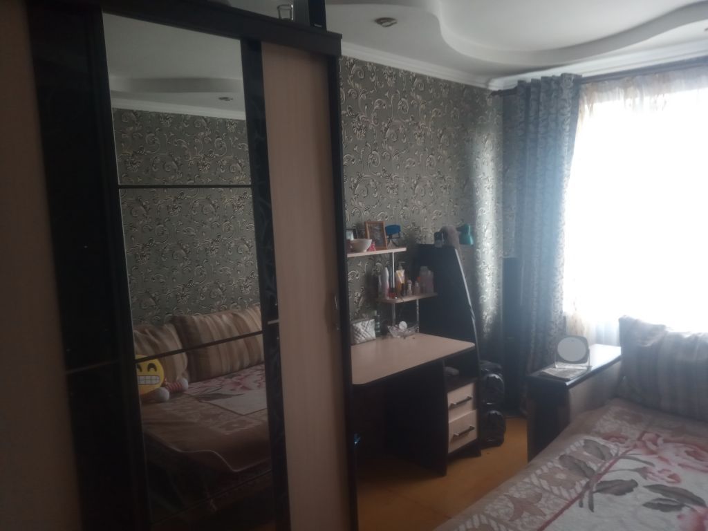 Продажа 3-комнатной квартиры, Батайск, Комарова ул,  171