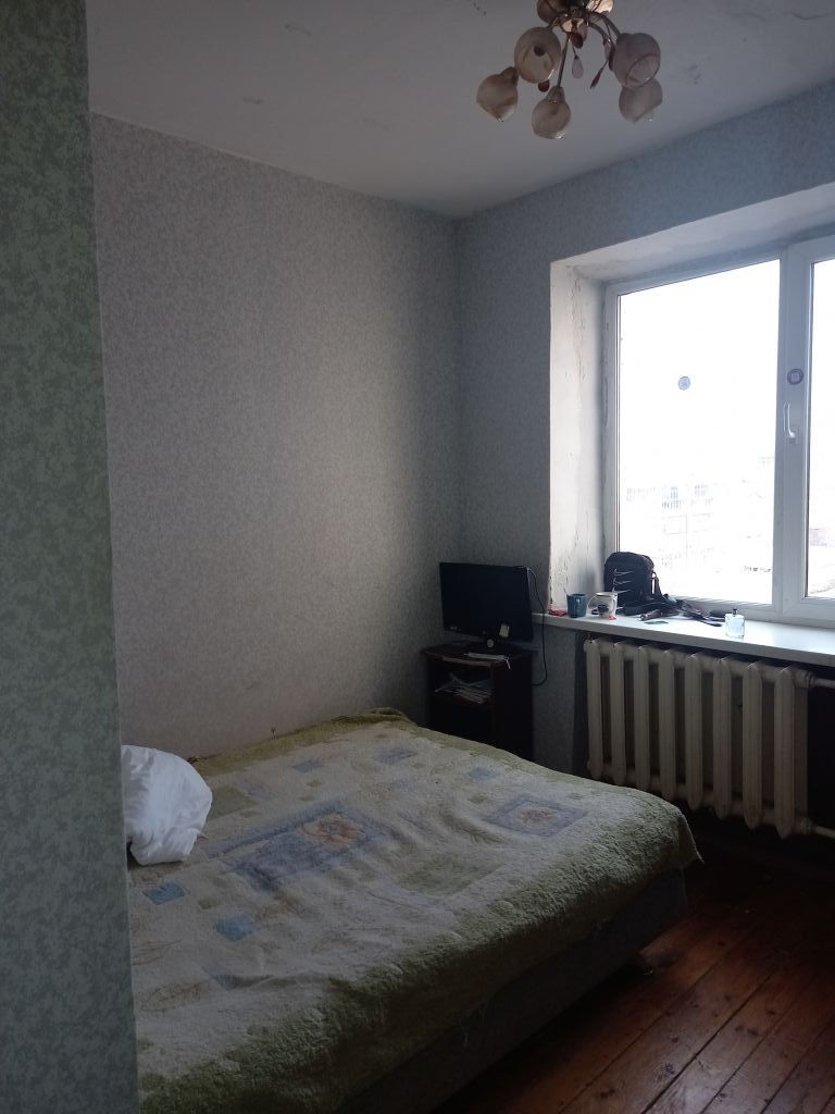 Продажа 4-комнатной квартиры, Батайск, Орджоникидзе ул,  124