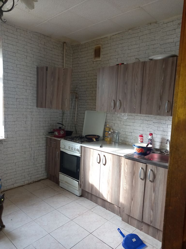 Продажа 4-комнатной квартиры, Батайск, Орджоникидзе ул,  124