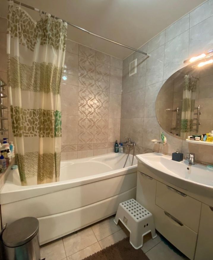 Продажа 3-комнатной квартиры, Пятигорск, Нежнова ул,  21к4