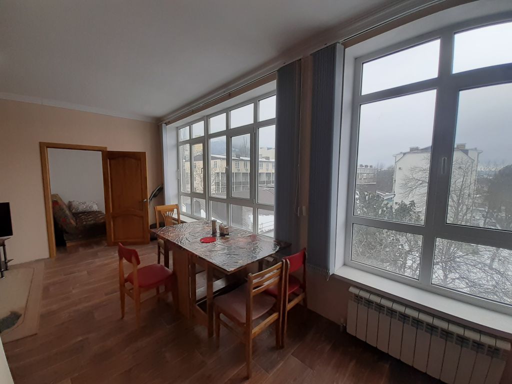 Продажа 2-комнатной квартиры, Пятигорск, Зорге ул,  3