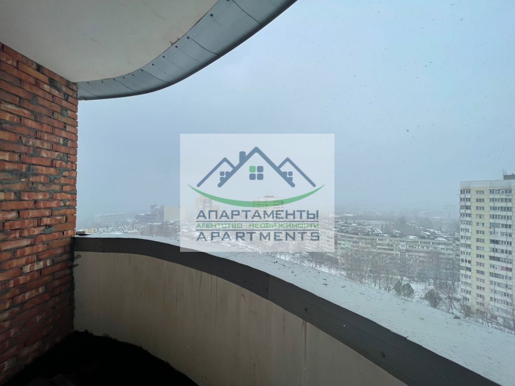 Продажа 3-комнатной квартиры, Пятигорск, Калинина пр-кт,  5а 