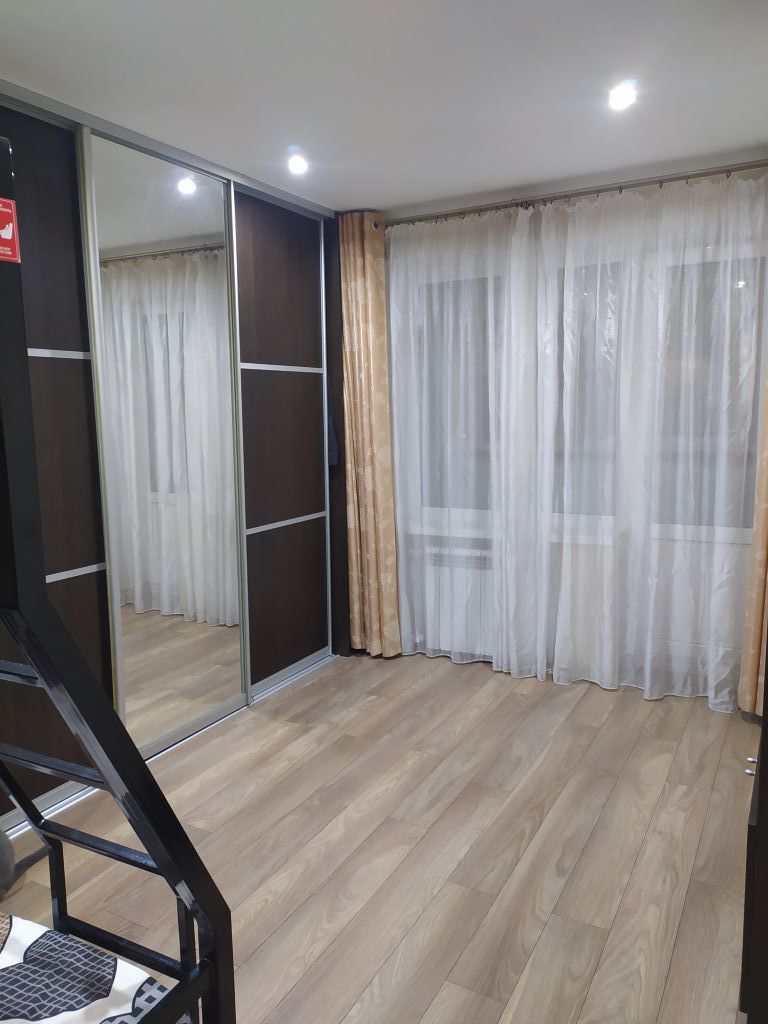 Продажа 2-комнатной квартиры, Батайск, Комсомольская ул,  111