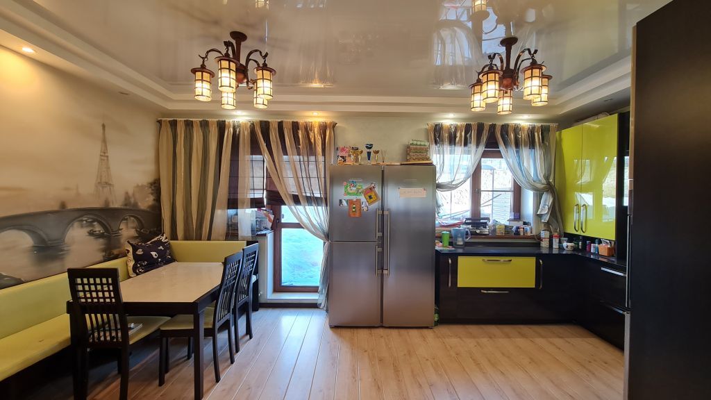 Продажа дома, 180м <sup>2</sup>, 3 сот., Кострома, Нижняя Дебря ул,  63Б