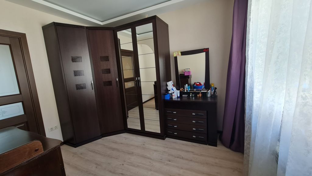 Продажа дома, 180м <sup>2</sup>, 3 сот., Кострома, Нижняя Дебря ул,  63Б