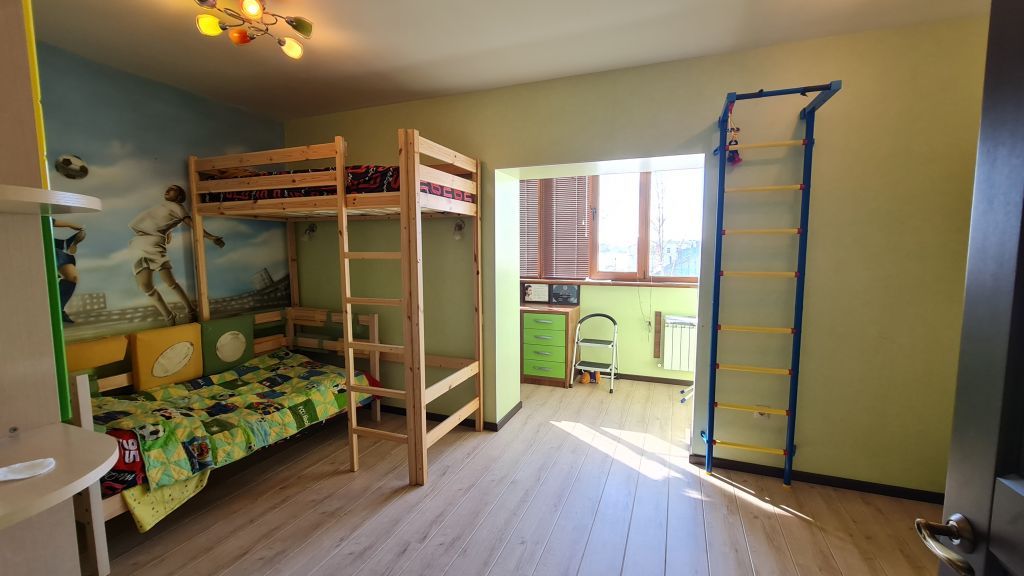 Продажа дома, 180м <sup>2</sup>, 3 сот., Кострома, Нижняя Дебря ул,  63Б