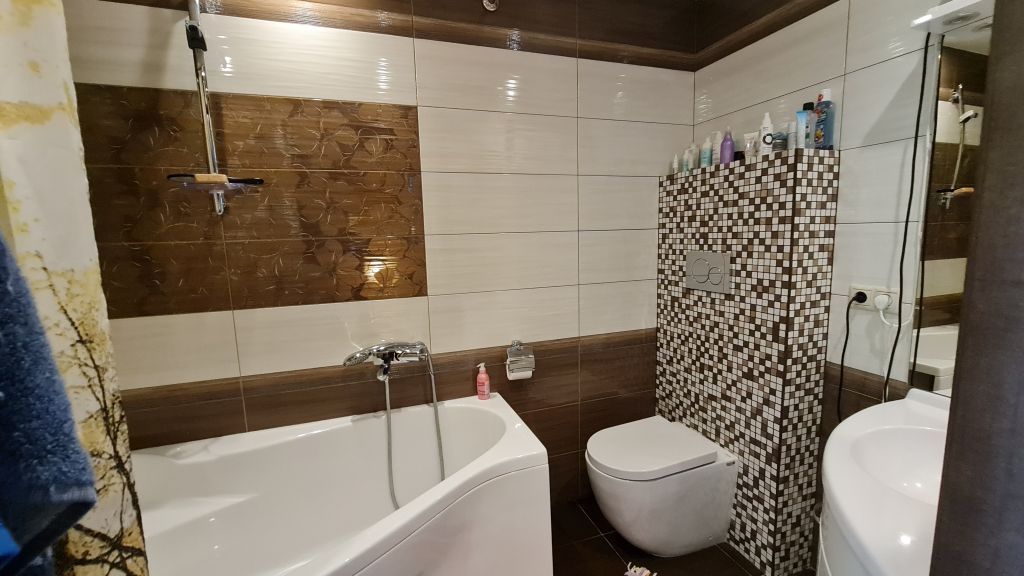 Продажа дома, 180м <sup>2</sup>, 3 сот., Кострома, Нижняя Дебря ул,  63Б