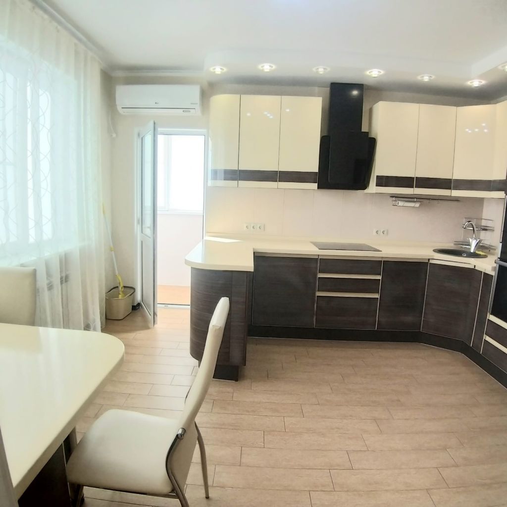 Продажа 2-комнатной квартиры, Пятигорск, Калинина пр-кт,  5к1