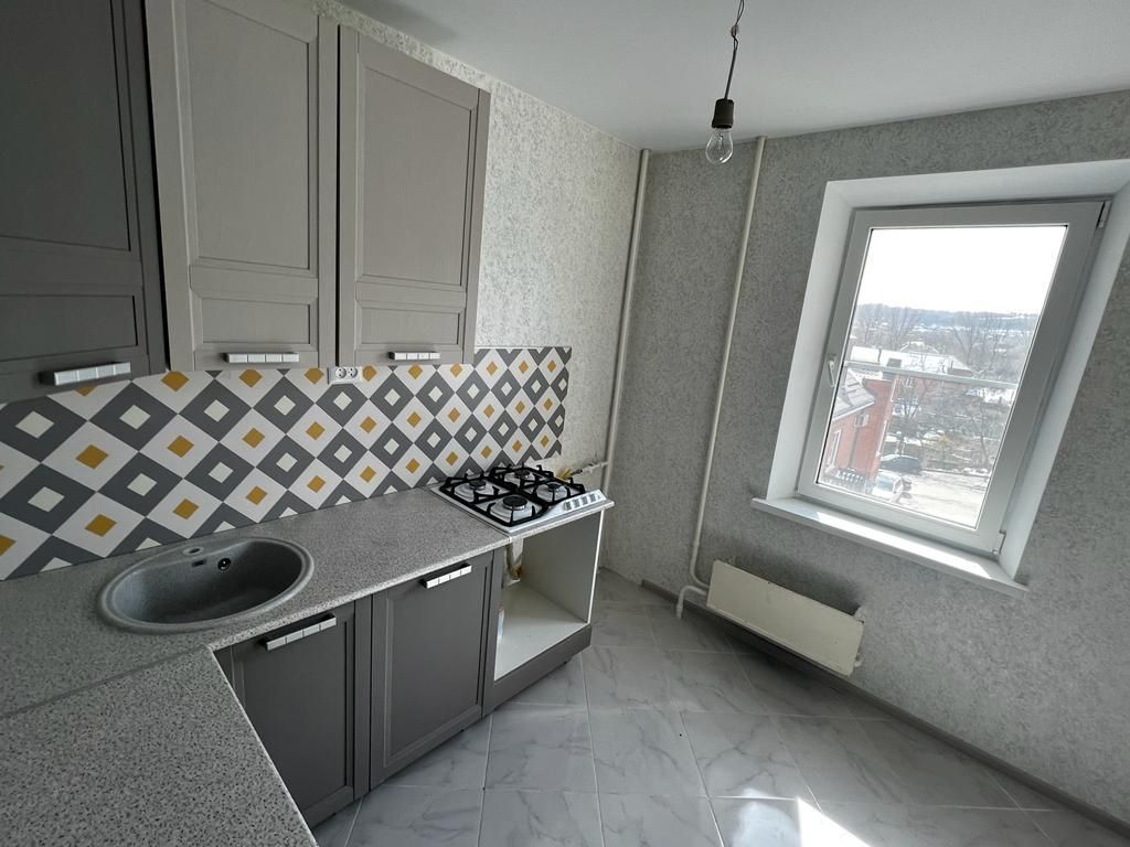 Продажа 2-комнатной квартиры, Пятигорск, Нежнова ул,  56к1