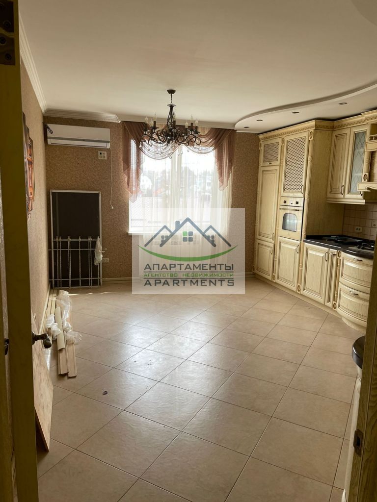 Продажа 4-комнатной квартиры, Ставропольский, Гагарина,  5к2