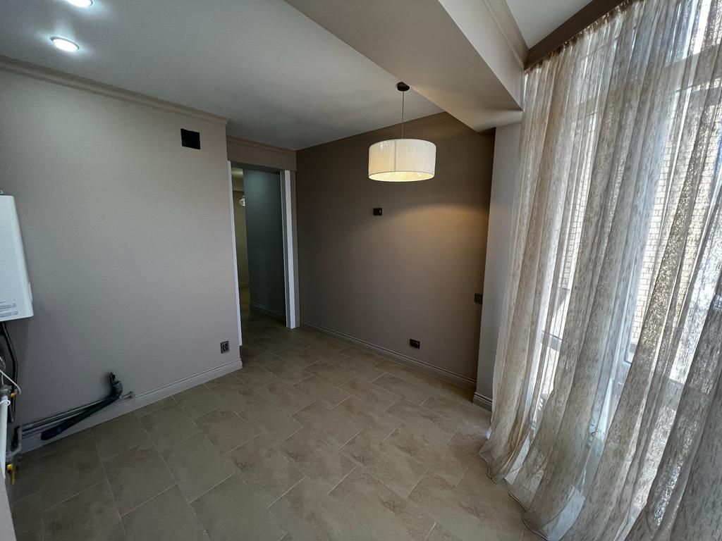 Продажа 2-комнатной квартиры, Пятигорск, Адмиральского ул,  1А